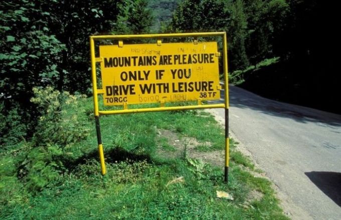 10 Funny And Witty Highway Sign Boards On The Leh-Manali Route That Will  Make You Laugh Till Your Jaw Hurts. - Pack 'n' Fly